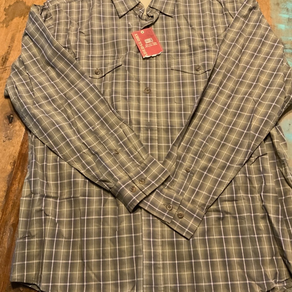 Faded Glory Plaid Button-Up Shirt - Picture 2 of 2